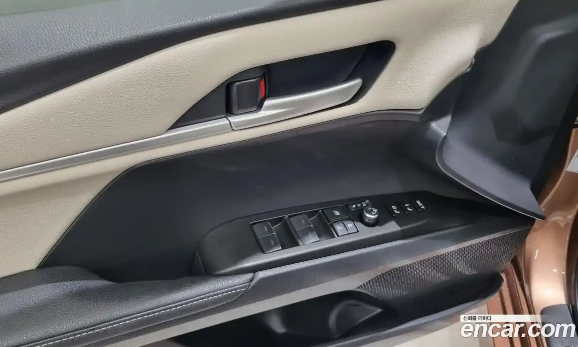 Toyota Camry 2025 2.5 вариатор в Москве № 215588, фото 12