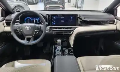 Toyota Camry 2025 2.5 вариатор в Москве № 215588, миниатюра 7