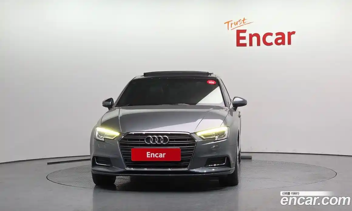Audi A3 2018 2.0 гидро в Москве № 229768, фото 3