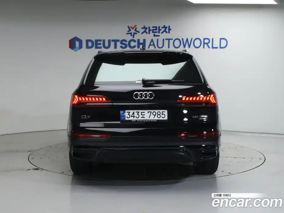 Audi Q7 2023 3.0 гидро в Москве № 230347, фото 4