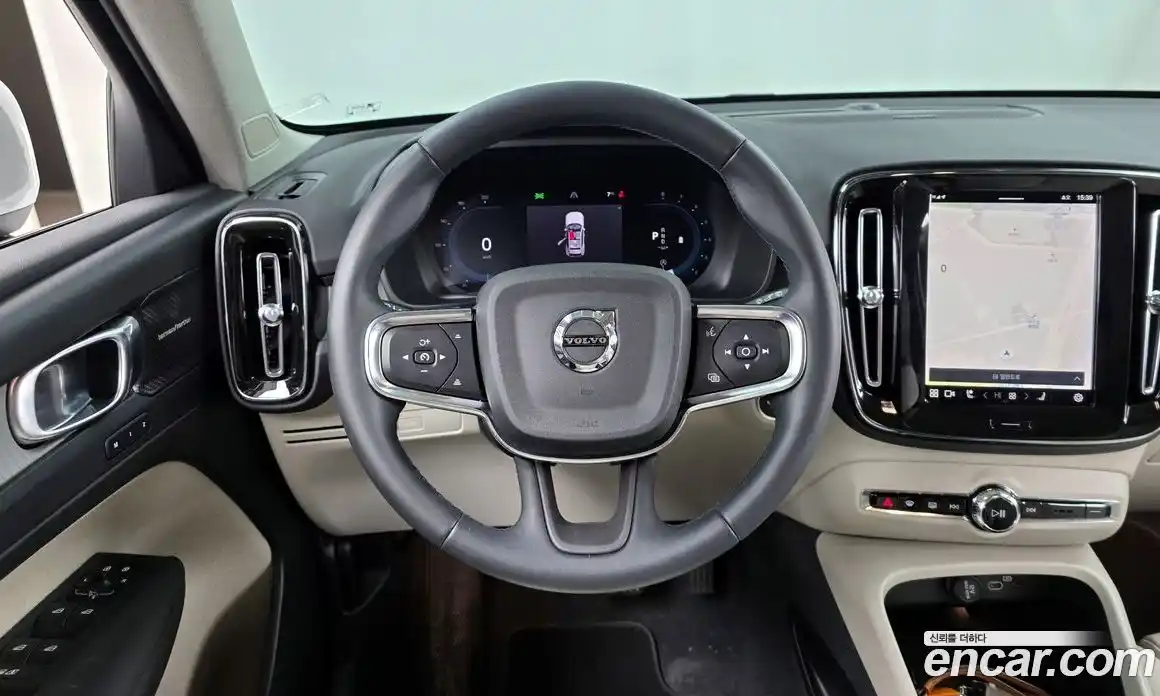 Volvo XC40 2023 2.0 гидро в Москве № 230391, фото 13