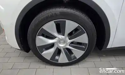 Tesla Model Y 2022 0.2 гидро в Москве № 231570, миниатюра 5