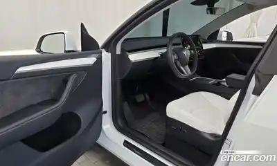 Tesla Model Y 2022 0.2 гидро в Москве № 231570, миниатюра 10