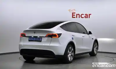 Tesla Model Y 2022 0.2 гидро в Москве № 231935, миниатюра 2