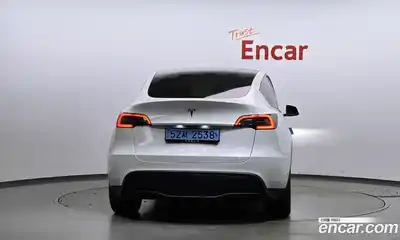 Tesla Model Y 2022 0.2 гидро в Москве № 231935, миниатюра 4