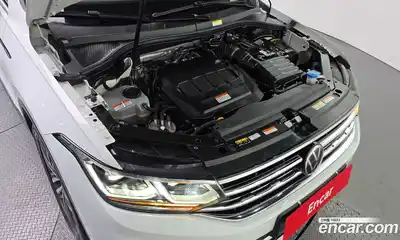 Volkswagen Tiguan 2022 2.0 гидро в Москве № 232150, миниатюра 6