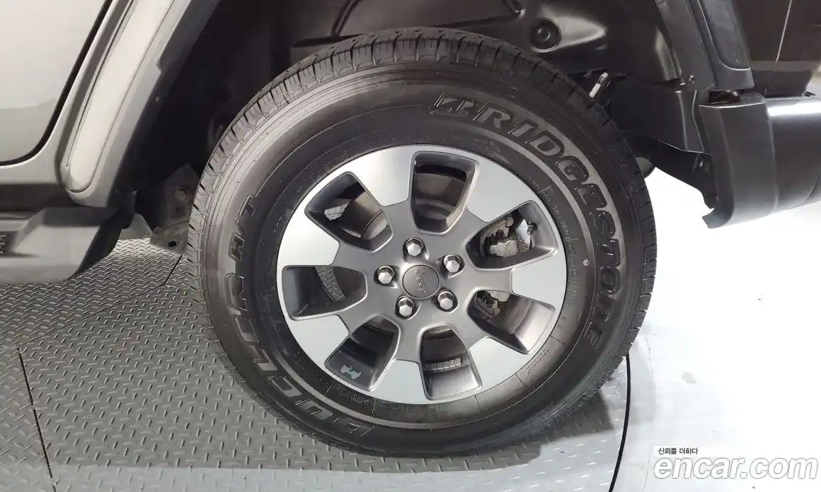 Jeep Wrangler 2021 2.0 гидро в Москве № 232285, фото 4