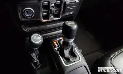 Jeep Wrangler 2021 2.0 гидро в Москве № 232285, миниатюра 8