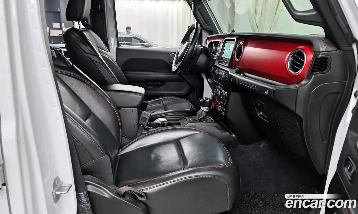 Jeep Wrangler 2022 2.0 гидро в Москве № 232646, фото 11