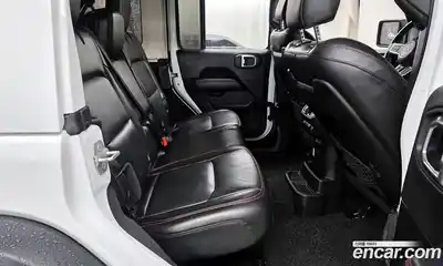 Jeep Wrangler 2022 2.0 гидро в Москве № 232646, миниатюра 12
