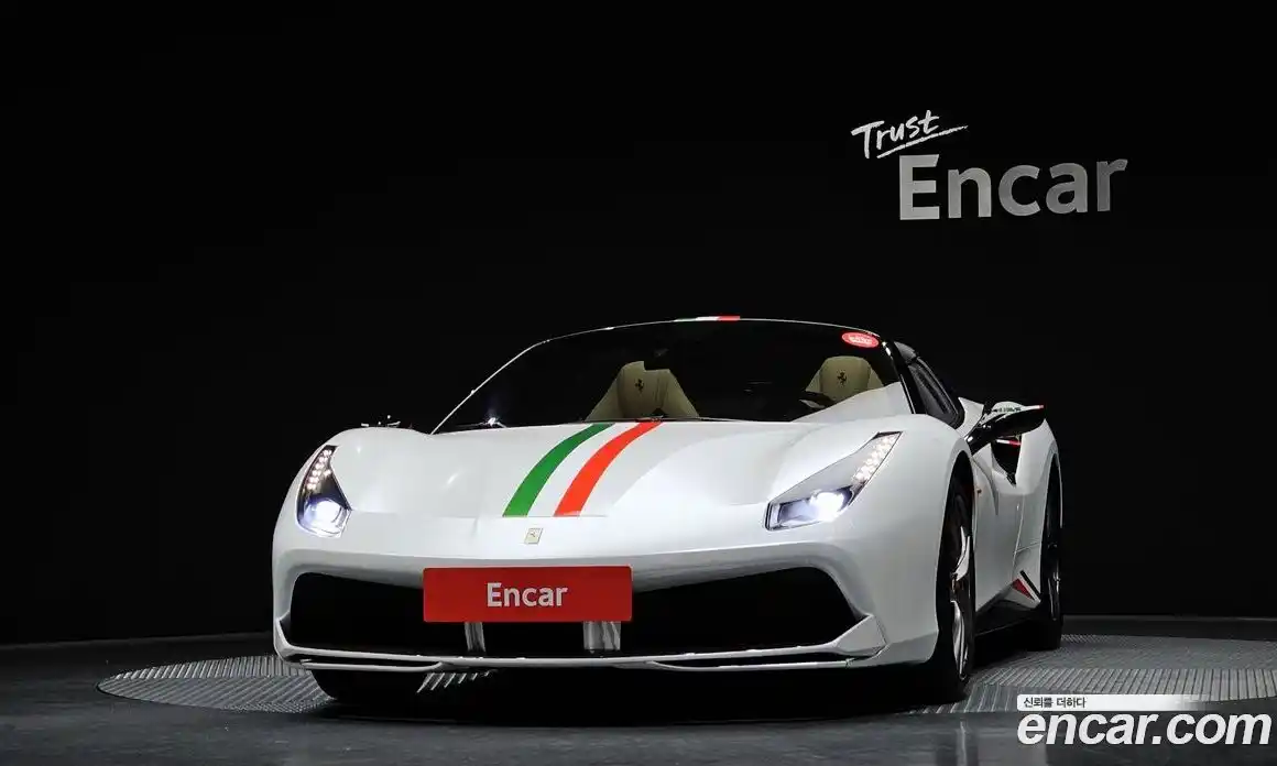 Ferrari 488 2017 3.9 гидро в Москве № 236382, фото 3