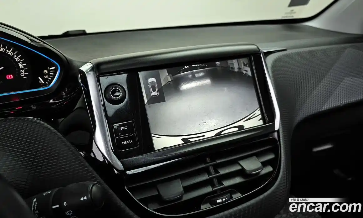 Peugeot 2008 2017 1.6 гидро в Москве № 256266, фото 17