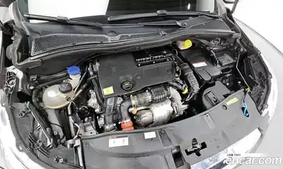 Peugeot 2008 2017 1.6 гидро в Москве № 256266, миниатюра 6