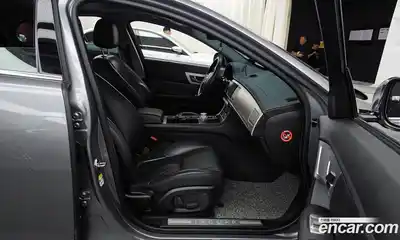 Jaguar XF 2012 2.2 гидро в Москве № 268022, миниатюра 11