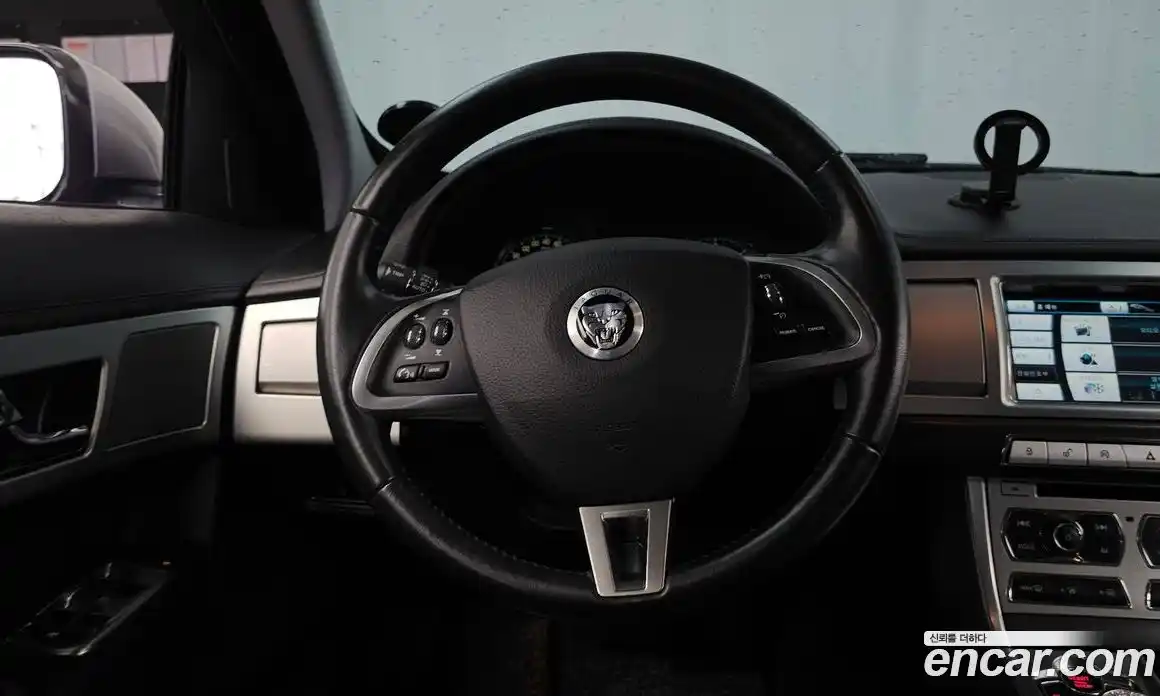 Jaguar XF 2012 2.2 гидро в Москве № 268022, фото 13