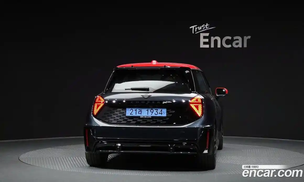 Mini Cooper 2025 0.1 гидро в Москве № 271751, фото 4