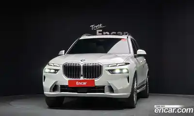 BMW X7 2023 3.0 гидро в Москве № 279912, миниатюра 3