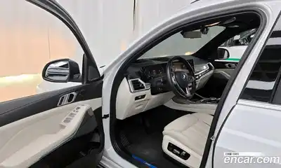 BMW X7 2023 3.0 гидро в Москве № 279912, миниатюра 10