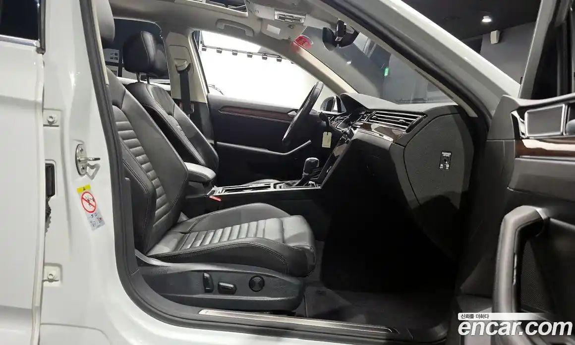 Volkswagen Passat 2018 2.0 гидро в Москве № 301346, фото 11