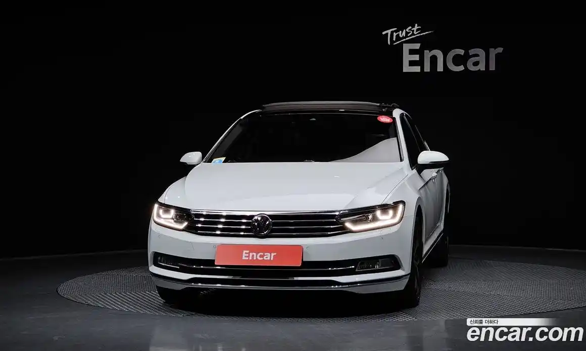 Volkswagen Passat 2018 2.0 гидро в Москве № 301346, фото 3