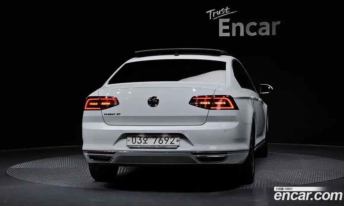 Volkswagen Passat 2018 2.0 гидро в Москве № 301346, фото 4