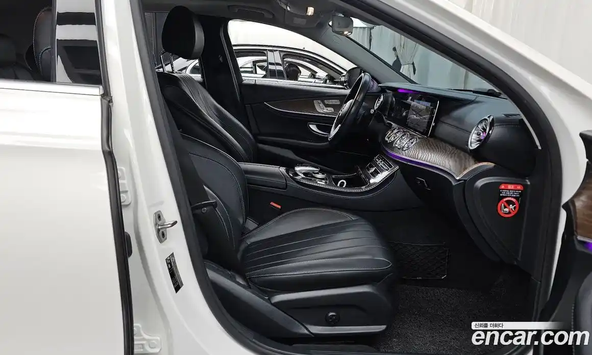Mercedes-Benz E-Class 2019 1.9 гидро в Москве № 309872, фото 11