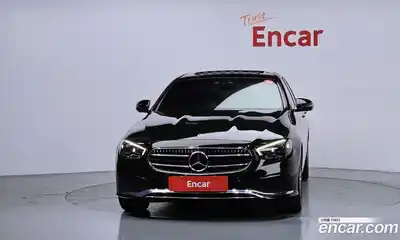Mercedes-Benz E-Class 2021 2.0 гидро, миниатюра 3