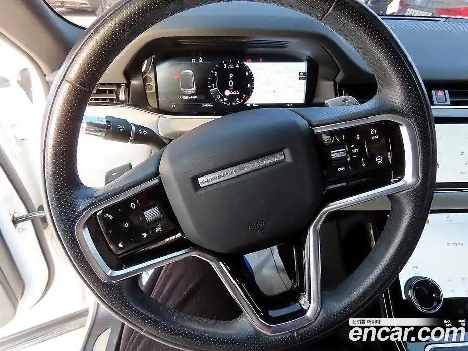 Land Rover Range-Rover Evoque 2021 2.0 гидро в Москве № 328304, фото 16