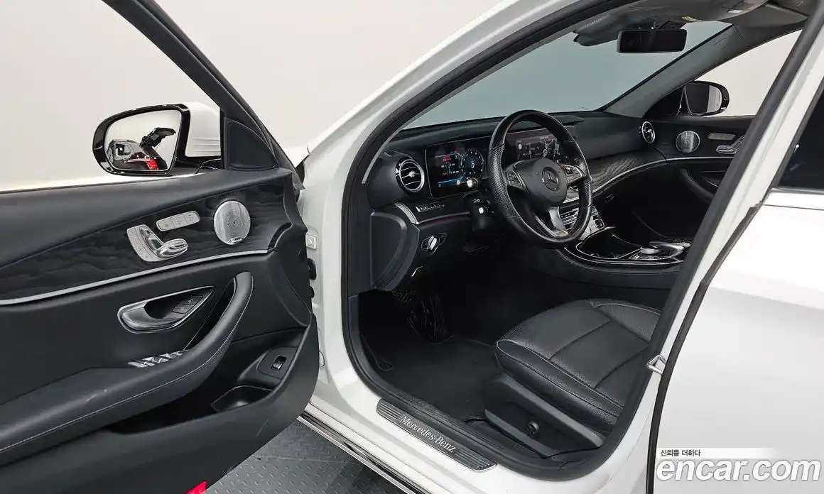 Mercedes-Benz E-Class 2017 2.0 гидро в Москве № 342499, фото 10