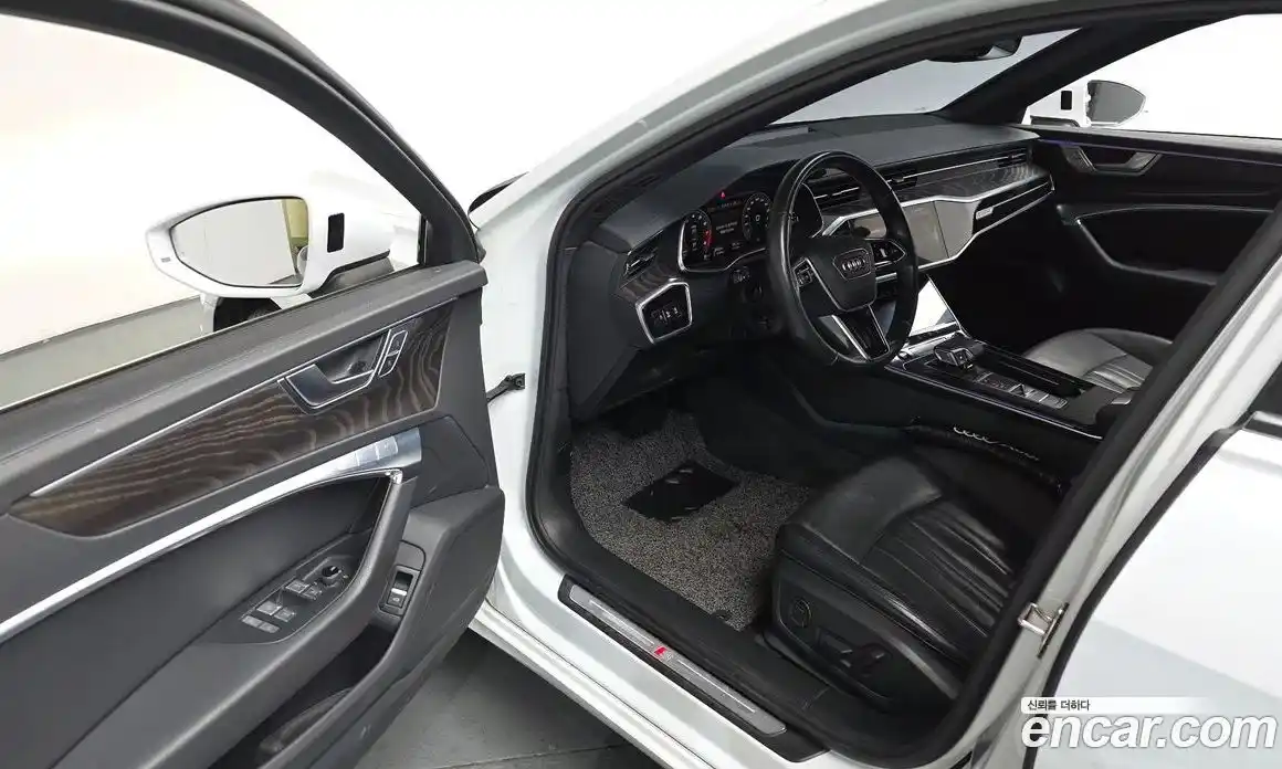 Audi A6 2021 2.0 гидро в Москве № 343570, фото 9