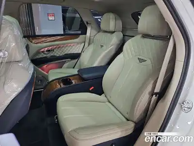 Bentley Bentayga 2021 4.0 гидро в Москве № 366530, миниатюра 7