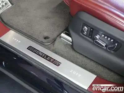 Bentley Bentayga 2020 4.0 гидро в Москве № 366537, миниатюра 12