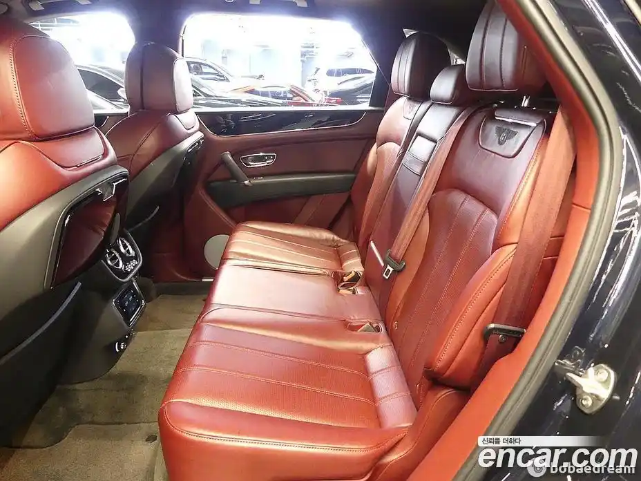 Bentley Bentayga 2020 4.0 гидро в Москве № 366537, фото 20