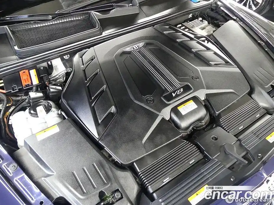 Bentley Bentayga 2020 4.0 гидро в Москве № 366537, фото 6