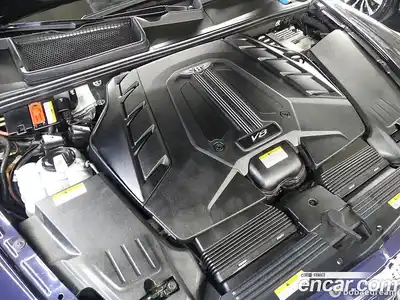 Bentley Bentayga 2020 4.0 гидро в Москве № 366537, миниатюра 6