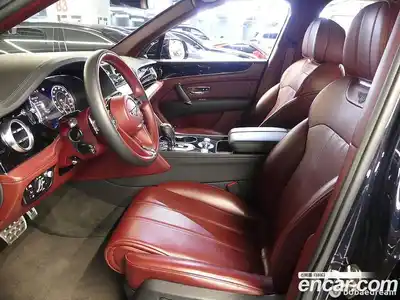 Bentley Bentayga 2020 4.0 гидро в Москве № 366537, миниатюра 10