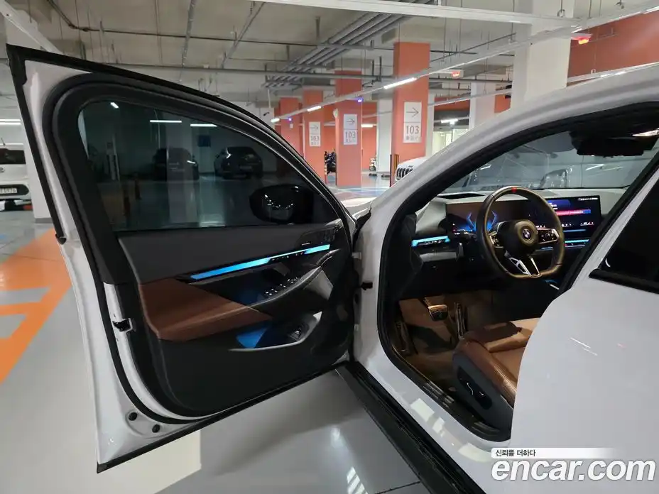 BMW i5 2024 гидро в Москве № 385634, фото 6