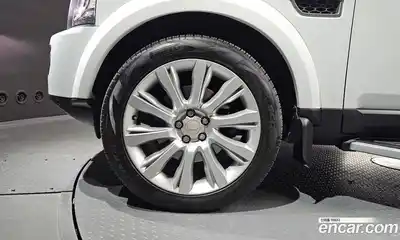Land Rover Discovery 2015 3.0 гидро в Москве № 431360, миниатюра 5