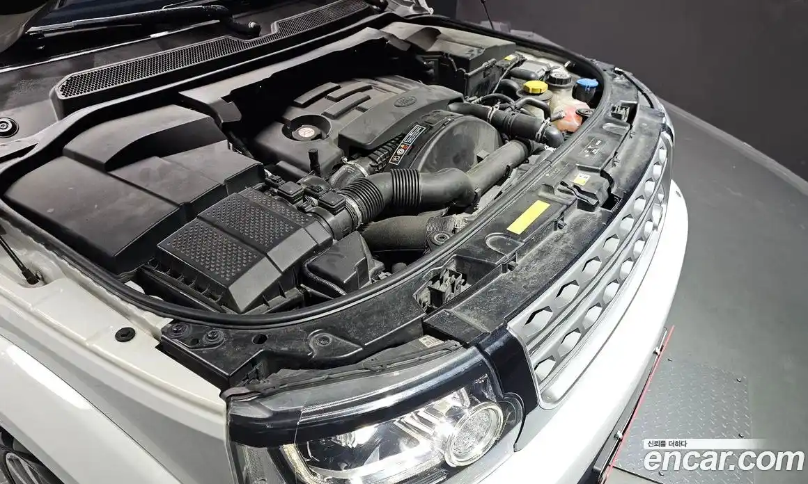 Land Rover Discovery 2015 3.0 гидро в Москве № 431360, фото 6