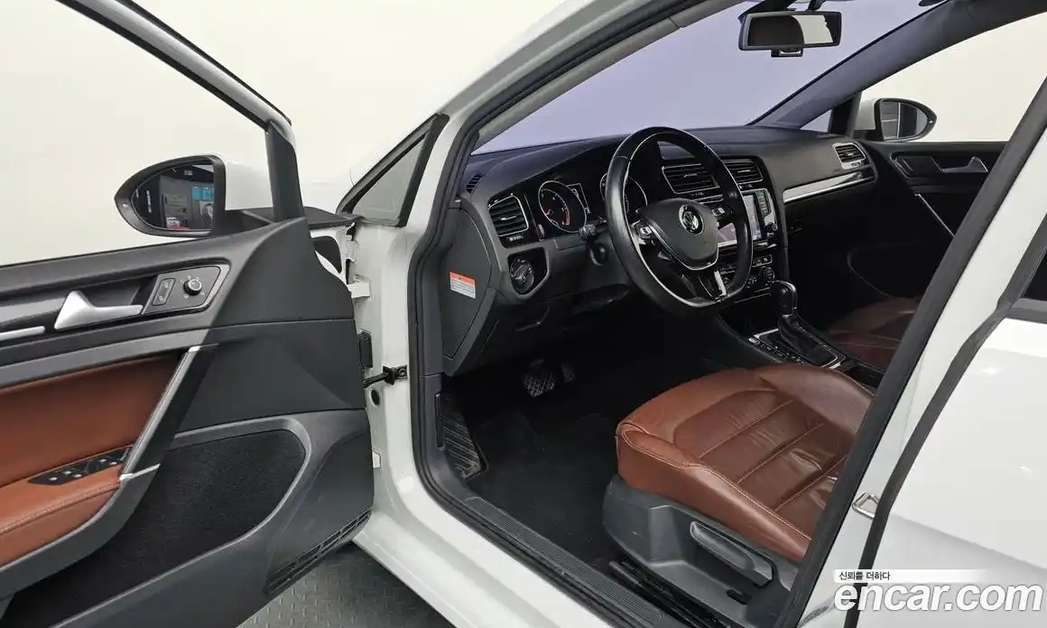 Volkswagen Golf 2015 2.0 гидро в Москве № 432262, фото 10