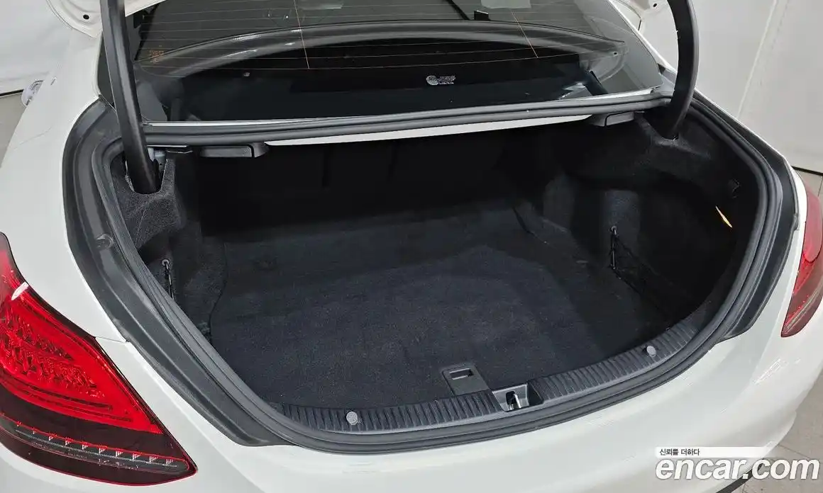 Mercedes-Benz C-Class 2019 2.0 гидро в Москве № 494651, фото 20