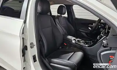 Mercedes-Benz C-Class 2019 2.0 гидро в Москве № 494651, миниатюра 10