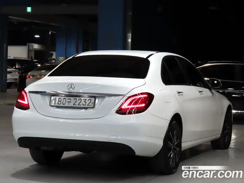 Mercedes-Benz C-Class 2019 2.0 гидро в Москве № 542719, фото 4