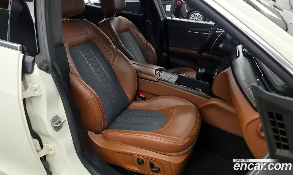 Maserati Quattroporte 2017 3.0 гидро в Москве № 547684, фото 11