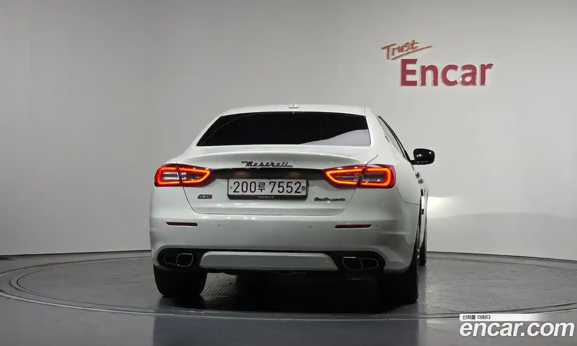 Maserati Quattroporte 2017 3.0 гидро в Москве № 547684, фото 4