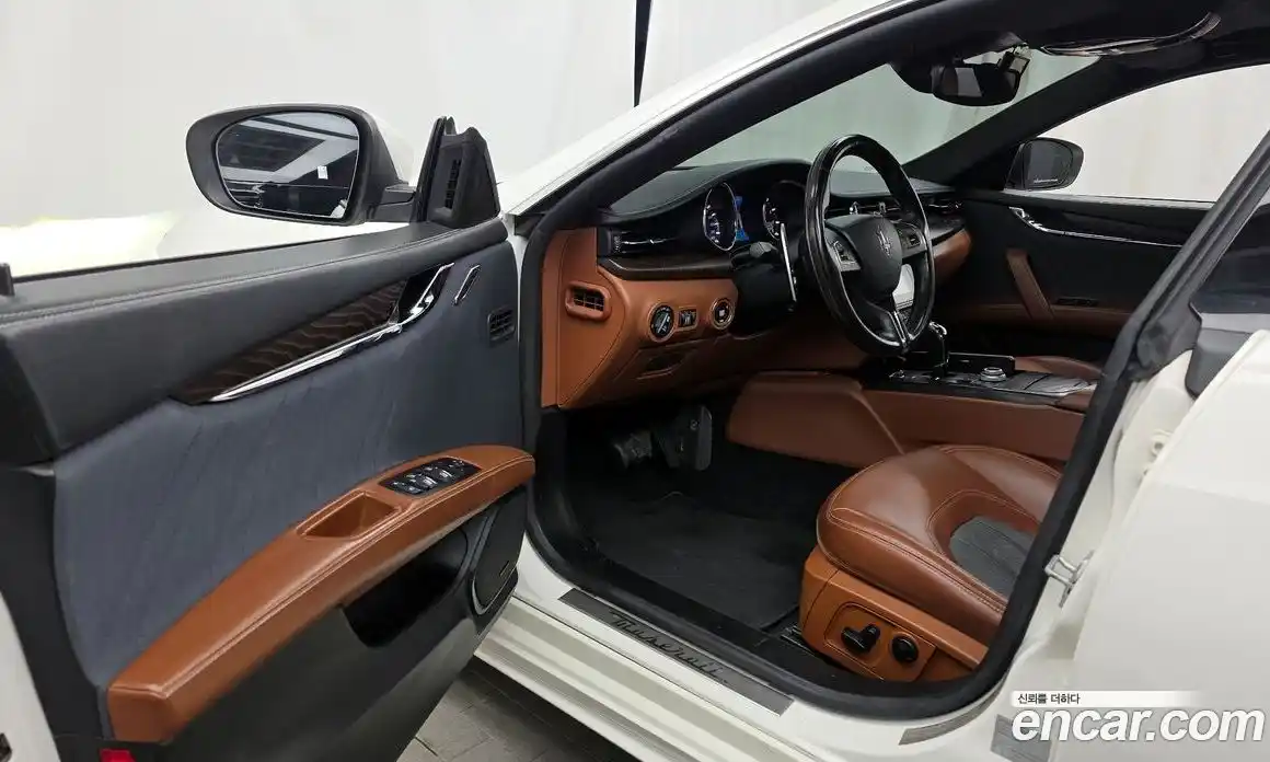 Maserati Quattroporte 2017 3.0 гидро в Москве № 547684, фото 10