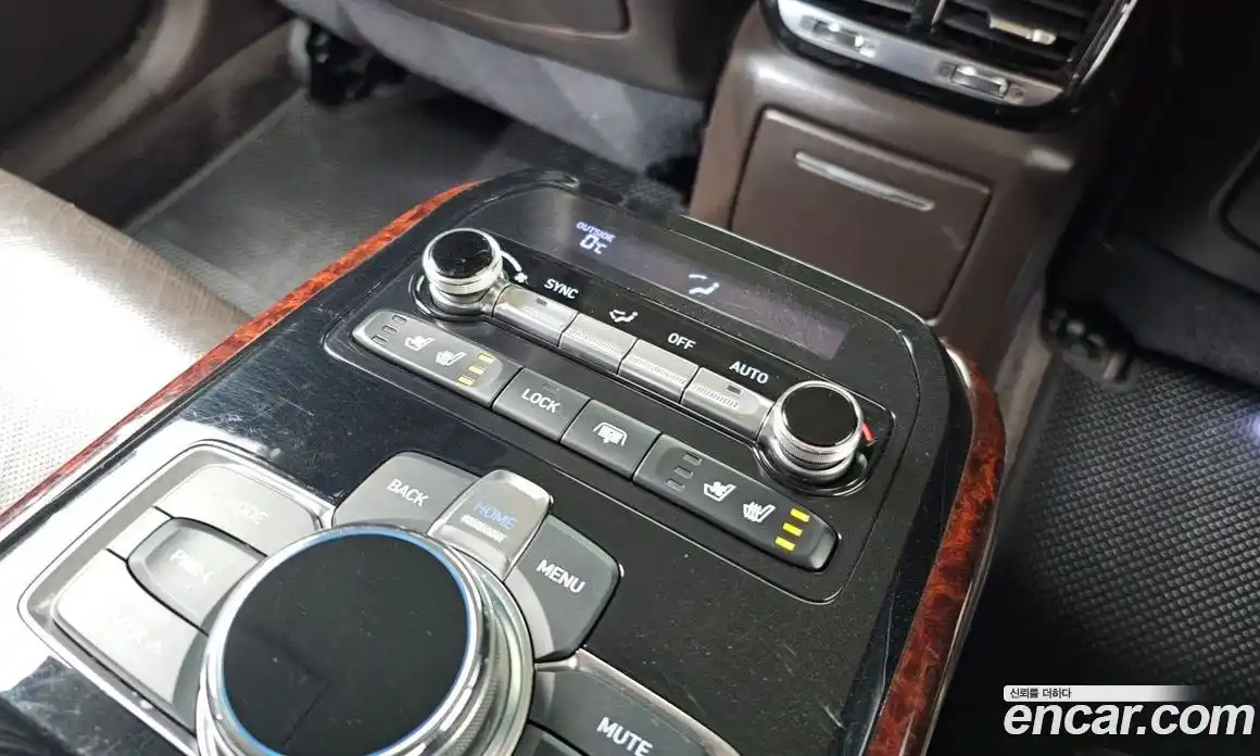 Genesis EQ900 2016 5.0 Автомат в Москве № 57961, фото 18