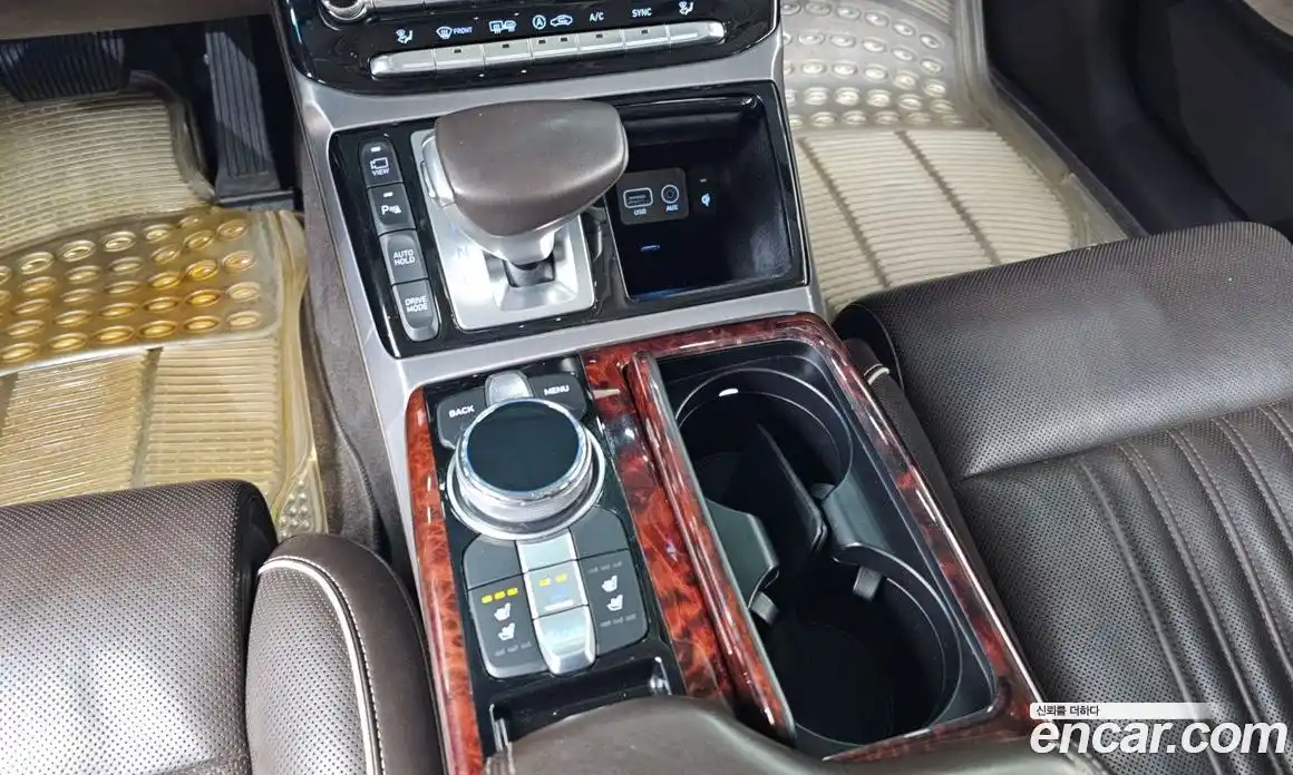 Genesis EQ900 2016 5.0 Автомат в Москве № 57961, фото 9