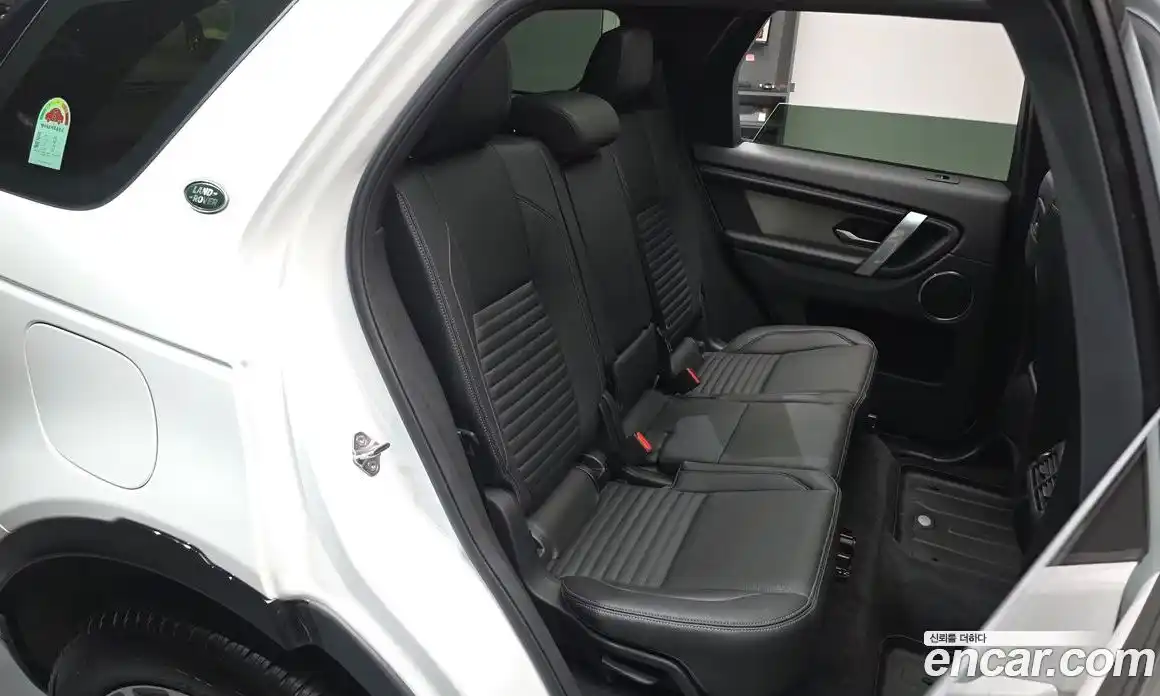Land Rover Discovery Sport 2025 2.0 гидро в Москве № 627225, фото 10