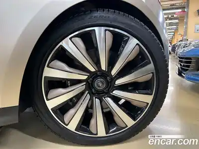 Land Rover Range-Rover 2023 4.4 гидро в Москве № 724591, миниатюра 9